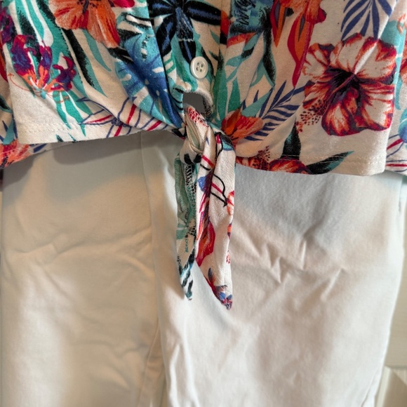 BUY 2 ITEMS & GET 1 FREE: Tropical Cap Sleeve Blouse Sz L - Picture 4 of 8